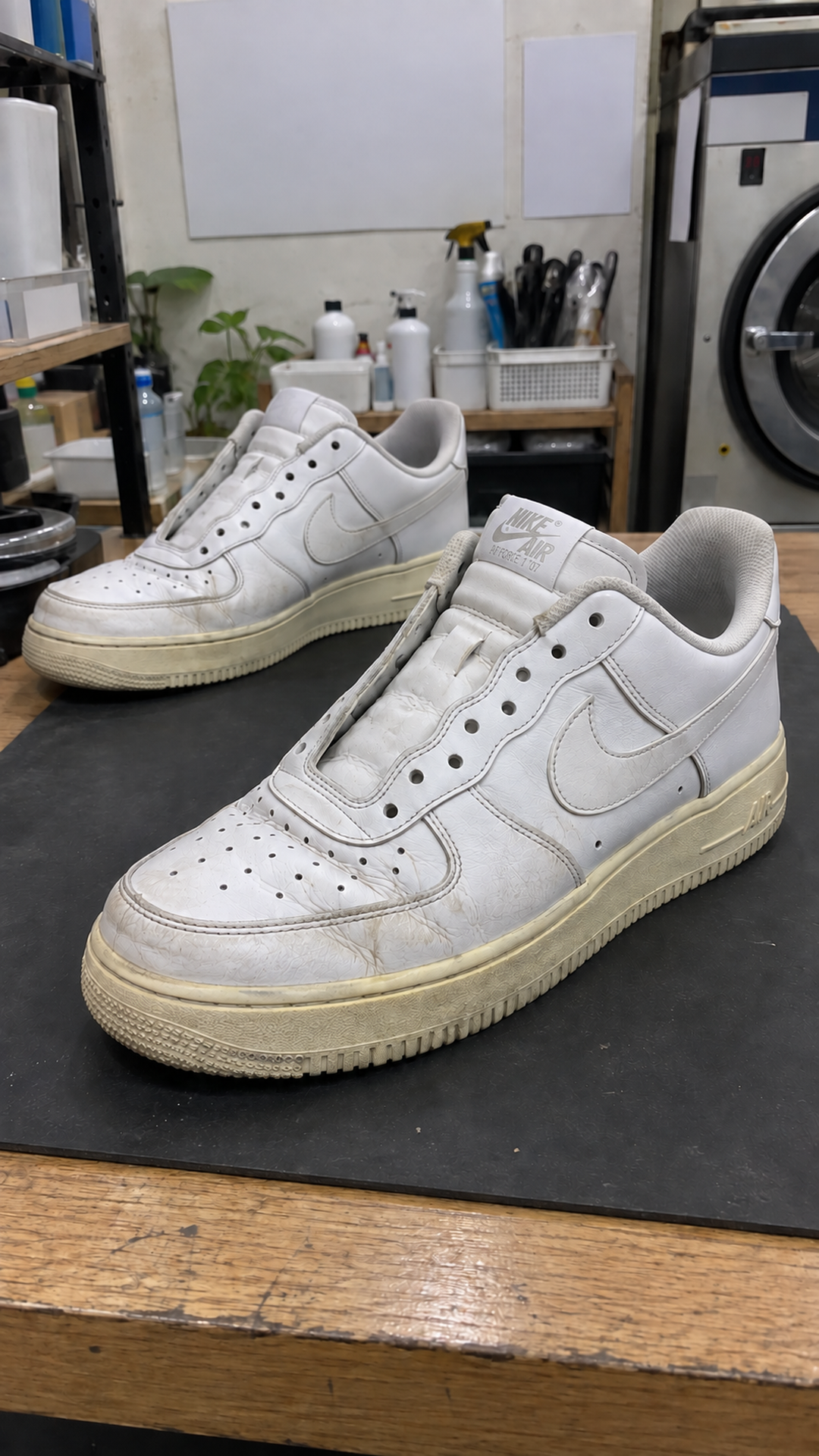 AF1 鞋頭摺痕，洗得掉的是溝裡的灰 - 私享家洗衣店